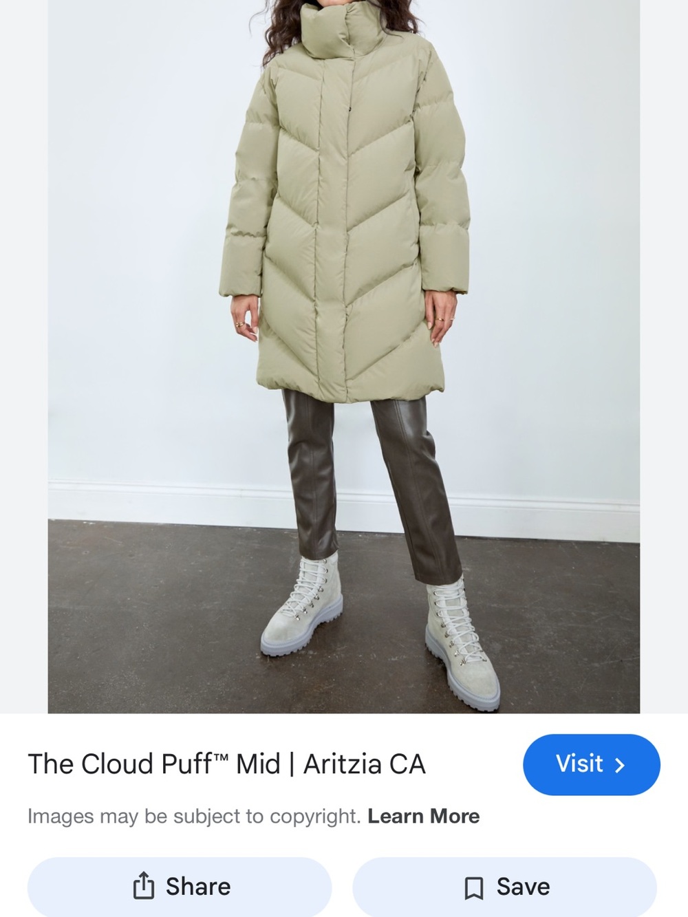 Aritzia Mid Puffer Coat in Sage Green size XS